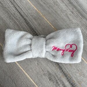 Mary Kay fuzzy Spa Headband Limited Edition